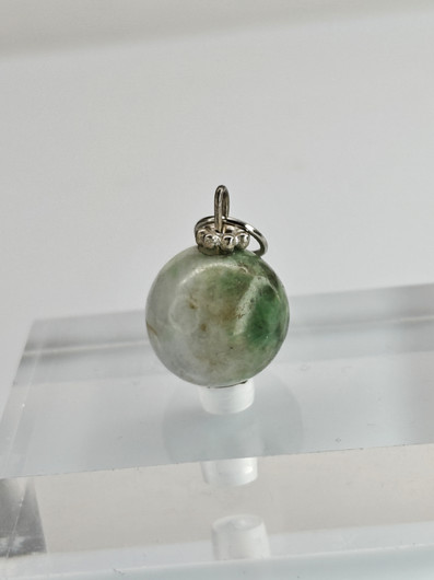 Jade riipus