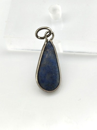 Lapis lazuli riipus