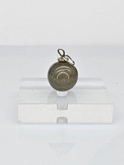 Quartz pendant