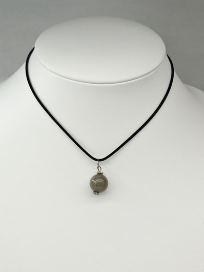 Quartz pendant