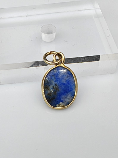 Lapis lazuli riipus 