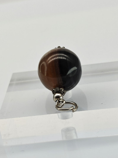 Quartz pendant