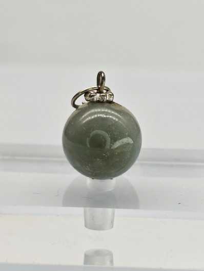 Jade riipus