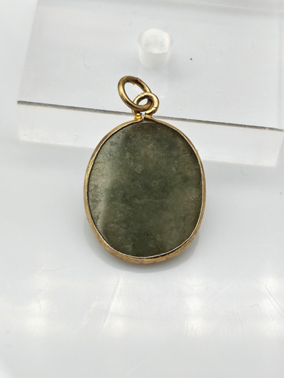 Jade riipus 