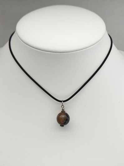 Quartz pendant