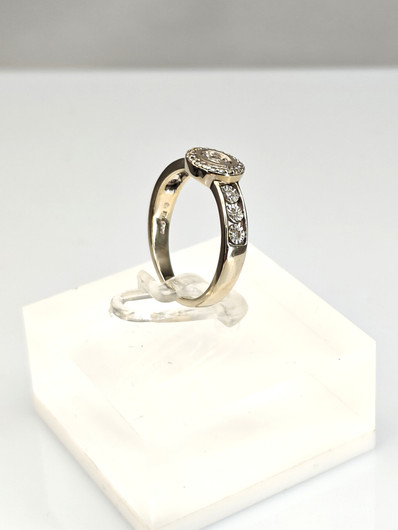 Vintage diamond white gold ring  
