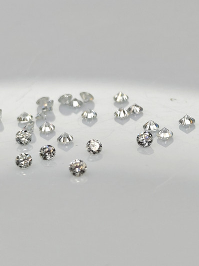 Moissaniitti pyöreä 2mm