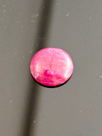 Luonnon safiiri 12,7ct väri käsitelty