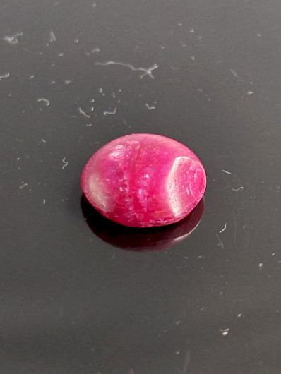 Luonnon safiiri 12,7ct väri käsitelty