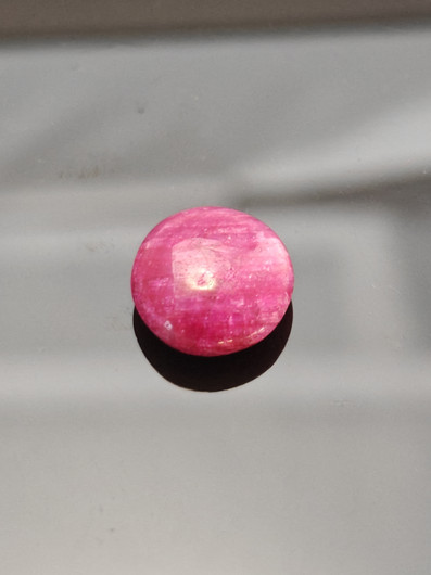 Luonnon safiiri 12,25ct väri käsitelty