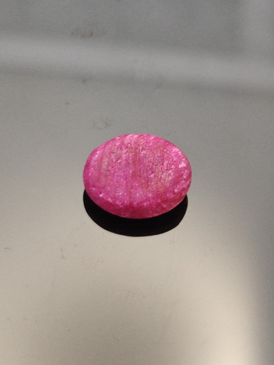 Luonnon safiiri 12,25ct väri käsitelty