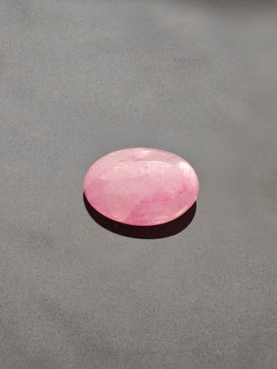 Luonnon safiiri 6,8ct väri käsitelty