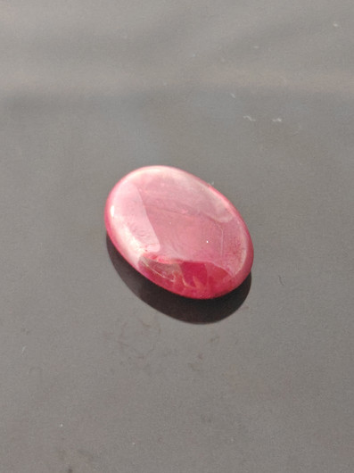 Luonnon safiiri 15,6ct väri käsitelty
