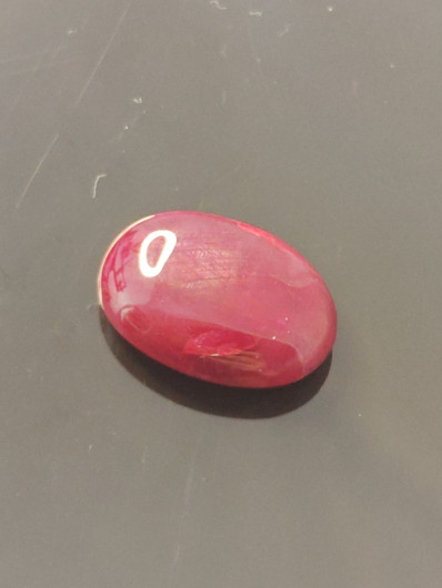 Luonnon safiiri 15,6ct väri käsitelty