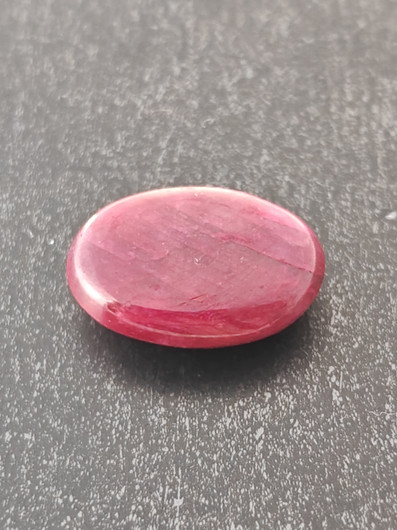 Luonnon safiiri 15,6ct väri käsitelty