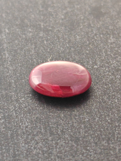 Luonnon safiiri 15,6ct väri käsitelty