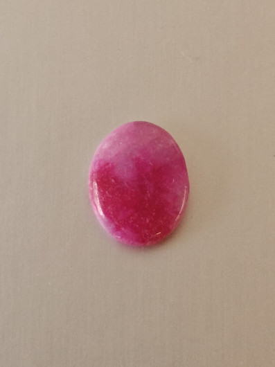 Luonnon safiiri 9ct, väri käsitelty