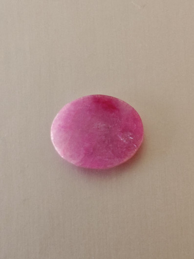 Luonnon safiiri 9ct, väri käsitelty