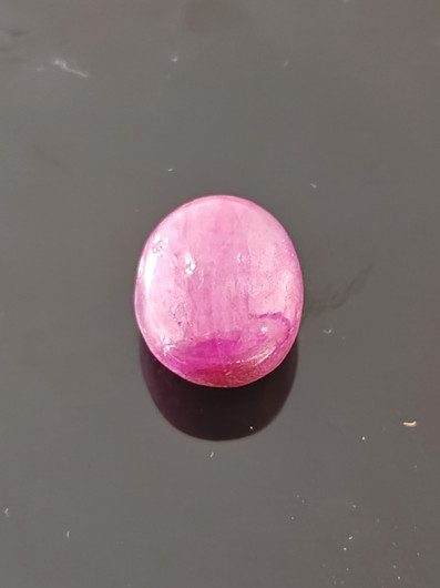 Luonnon safiiri 14,8ct väri käsitelty
