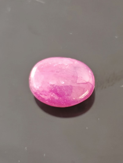 Luonnon safiiri 14,8ct väri käsitelty