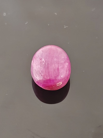 Luonnon safiiri 14,8ct väri käsitelty