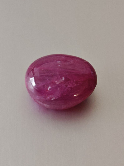 Luonnon safiiri 14,8ct väri käsitelty