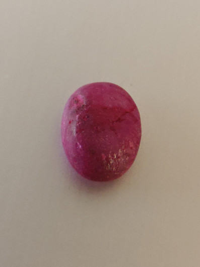 Luonnon safiiri 14,8ct väri käsitelty