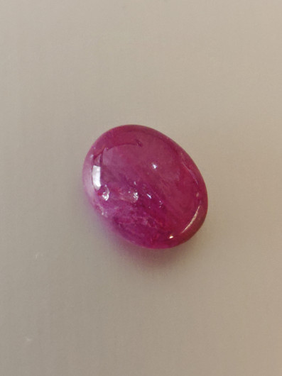 Luonnon safiiri 14,8ct väri käsitelty