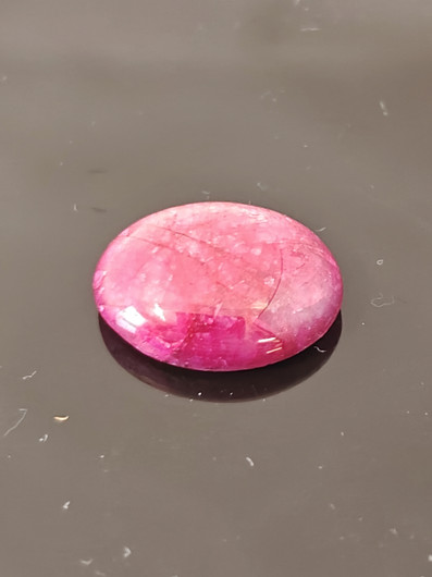 Luonnon safiiri 12,2ct väri käsitelty