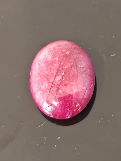 Luonnon safiiri 12,2ct väri käsitelty