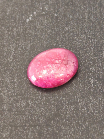 Luonnon safiiri 12,2ct väri käsitelty