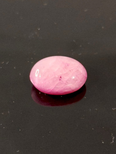 Luonnon safiiri 14,6ct, väri käsitelty