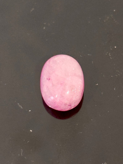 Luonnon safiiri 14,6ct, väri käsitelty