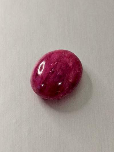 Luonnon safiiri 13,4ct väri käsitelty