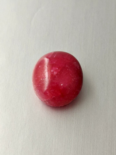 Luonnon safiiri 12,7ct väri käsitelty