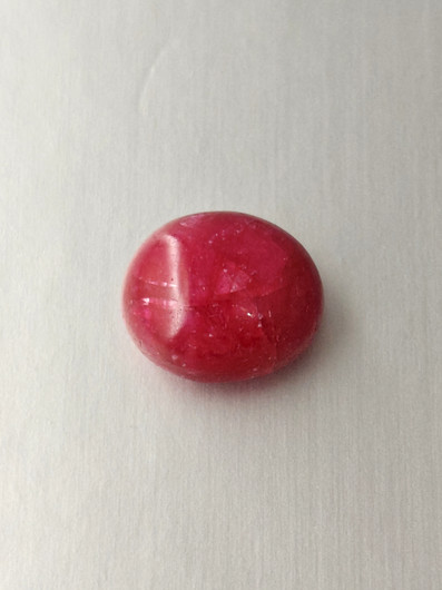Luonnon safiiri 12,7ct väri käsitelty