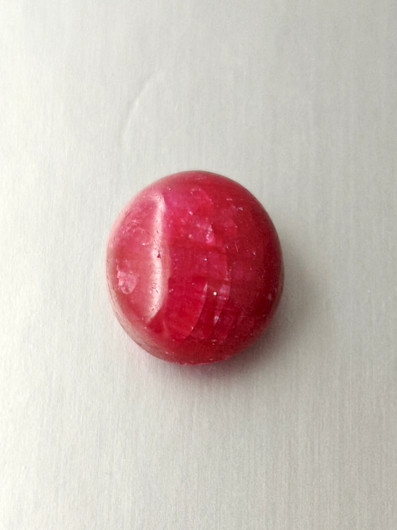 Luonnon safiiri 12,7ct väri käsitelty