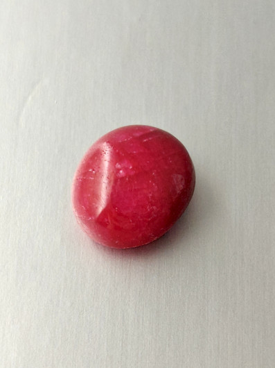 Luonnon safiiri 12,7ct väri käsitelty