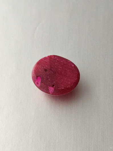 Luonnon safiiri 12,7ct väri käsitelty