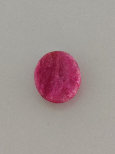 Luonnon safiiri 9,4ct väri käsitelty