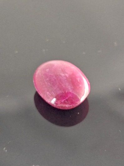 Luonnon safiiri 9,3ct väri käsitelty