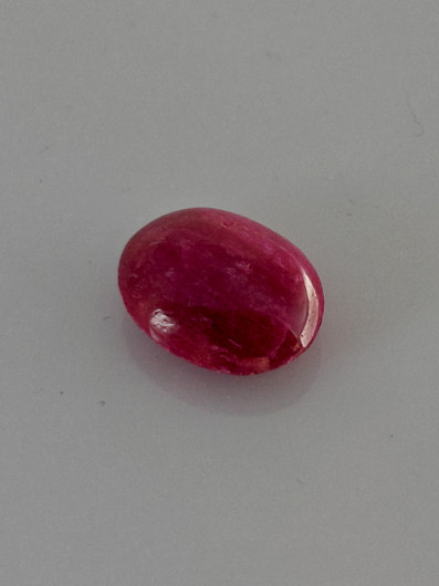 Luonnon safiiri 9,3ct väri käsitelty