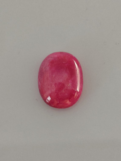 Luonnon safiiri 8,1ct väri käsitelty