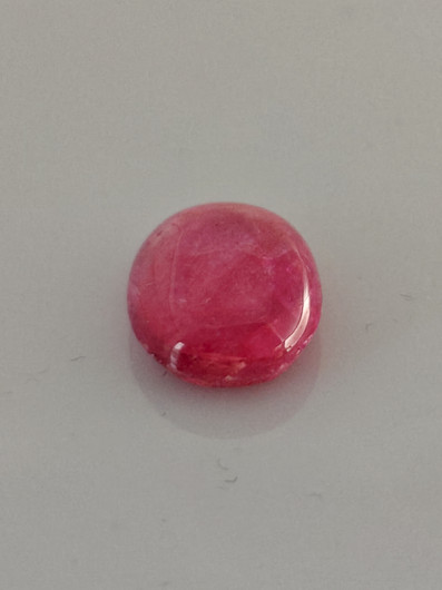 Luonnon safiiri 8,1ct väri käsitelty