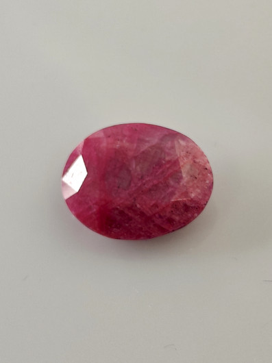 Luonnon safiiri 8,2ct väri käsitelty