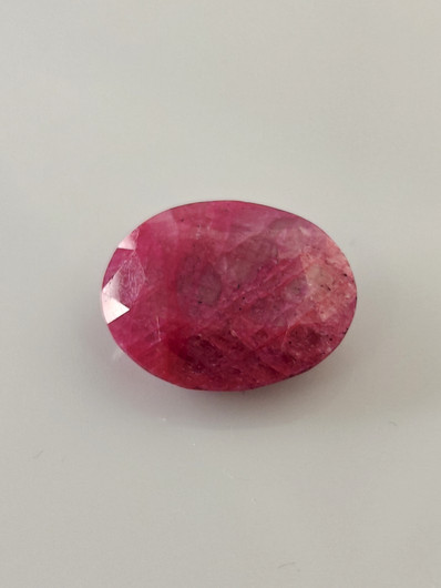 Luonnon safiiri 8,2ct väri käsitelty