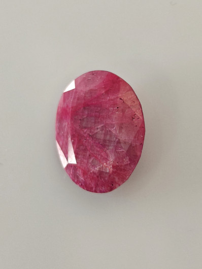 Luonnon safiiri 8,2ct väri käsitelty