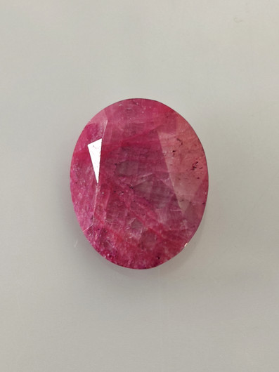Luonnon safiiri 8,2ct väri käsitelty