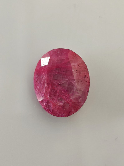 Luonnon safiiri 8,2ct väri käsitelty