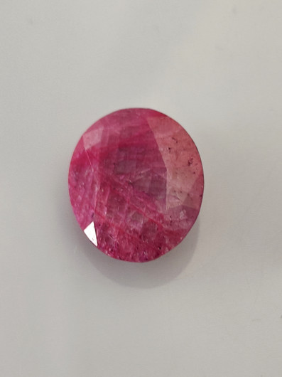 Luonnon safiiri 8,2ct väri käsitelty